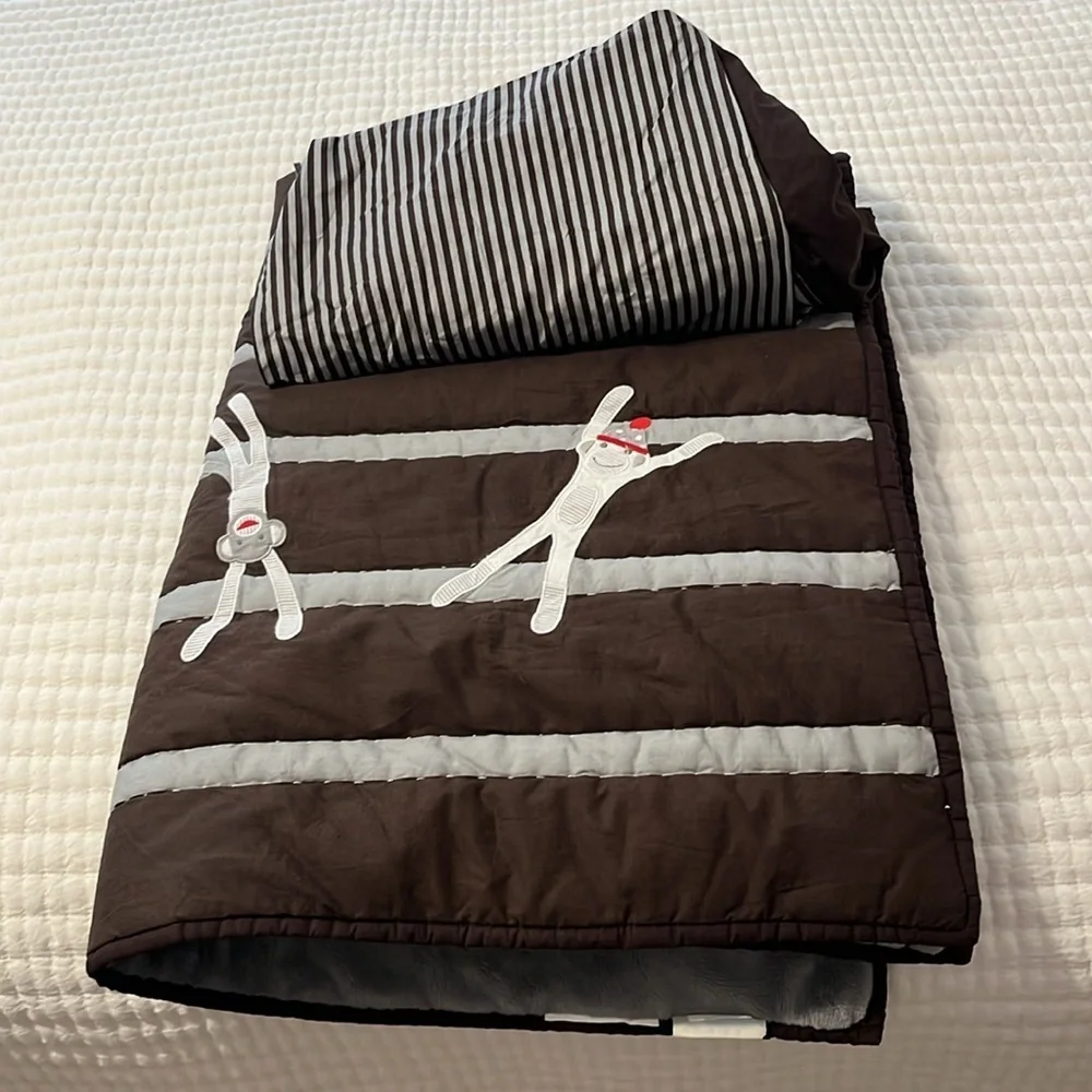 Pottery Barn Kids Playful Monkeys Crib or Toddler Bed Comforter & Bed Skirt